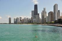 Nadando no lago Michigan, em Chicago, estado de Illinois, nos Estados Unidos